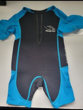 Storm Kids Black and Blue Short-Sleeve Front-Zip Swim Suit